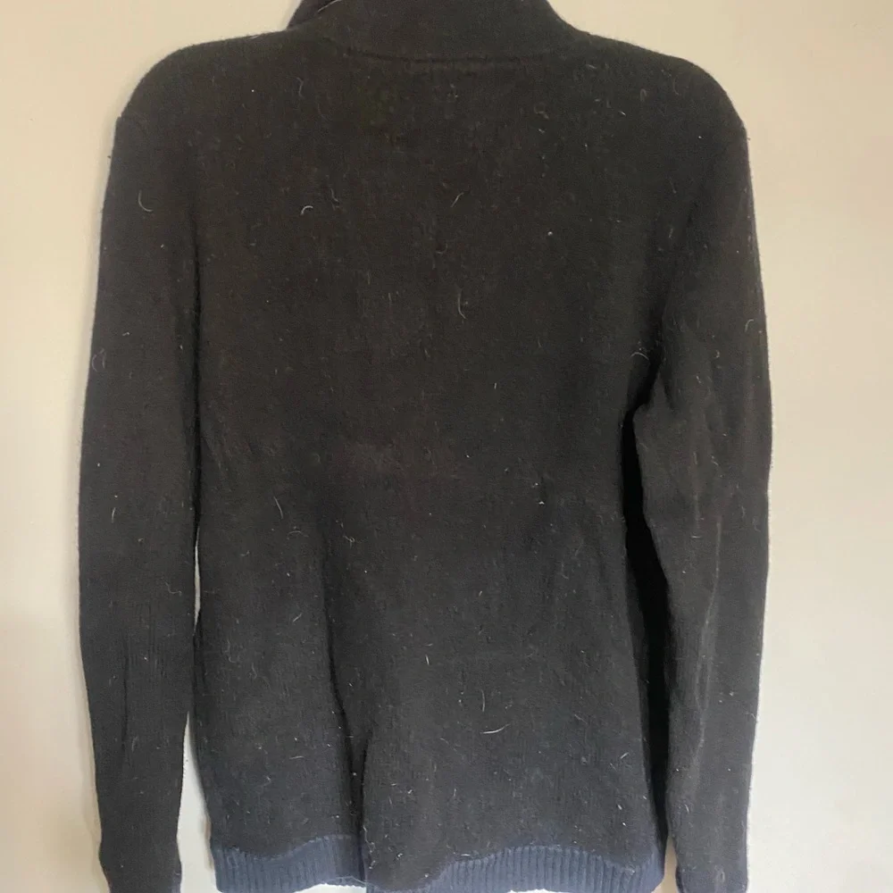 Mens black button up cardigan size small gap‎